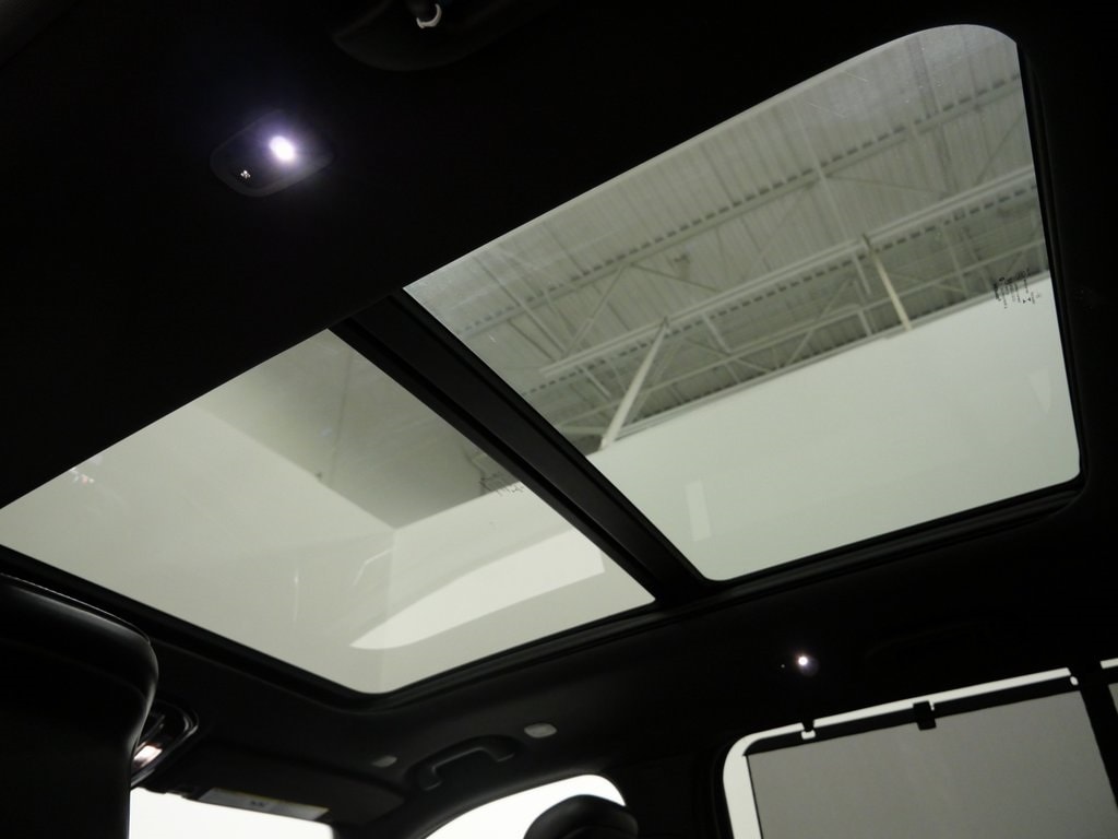 Used 2022 Jeep Grand Cherokee Overland SUV