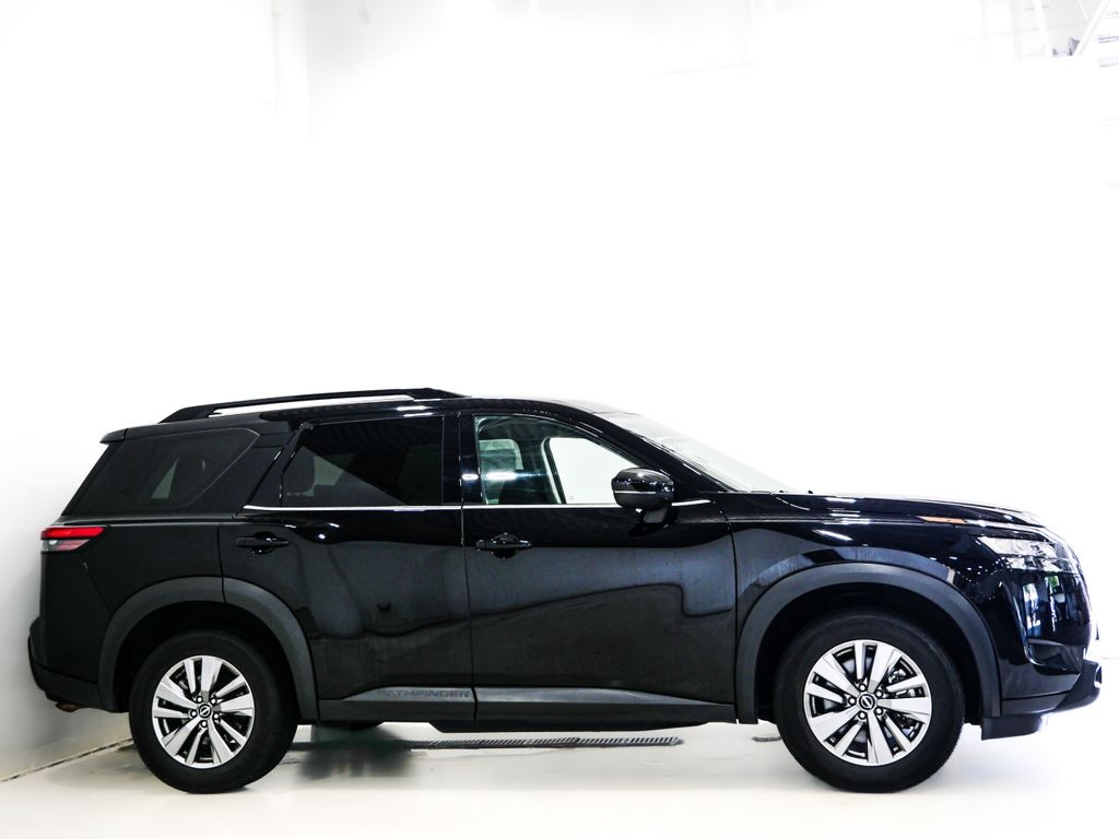Used 2025 Nissan Pathfinder SV SUV