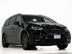 2026 Chrysler Pacifica LIMITED AWD Passenger Van