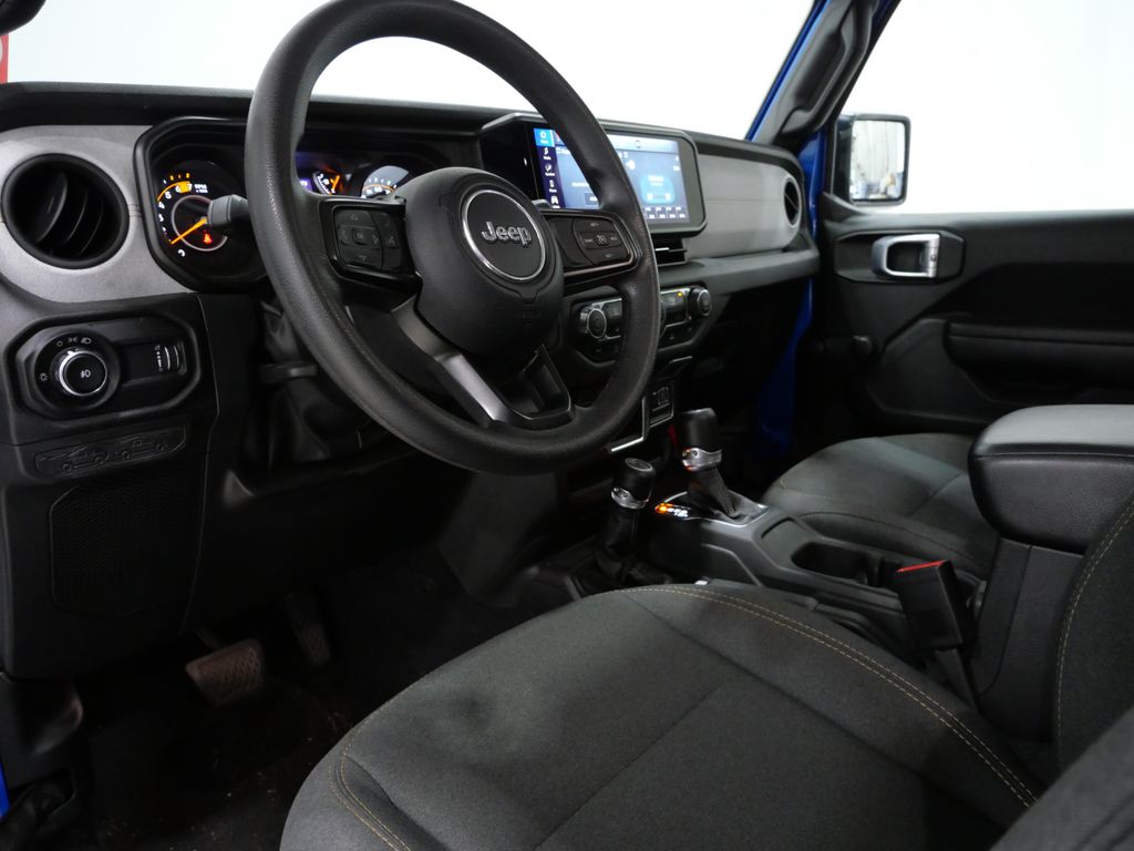Photo 12