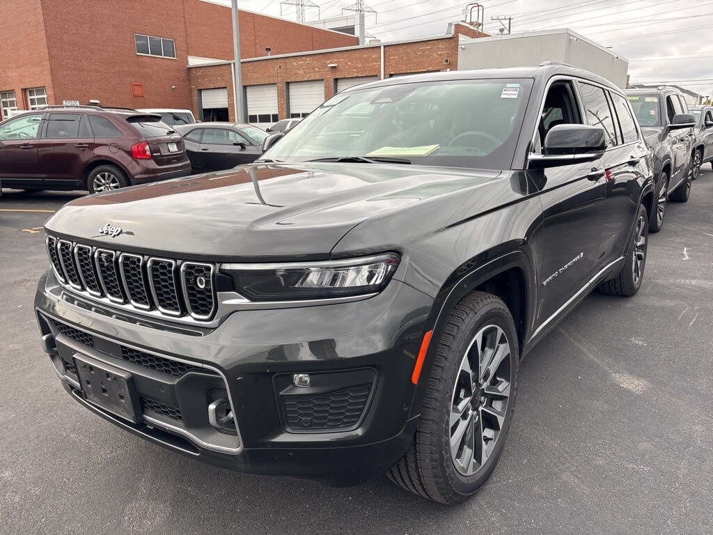 Used 2023 Jeep Grand Cherokee L Overland SUV