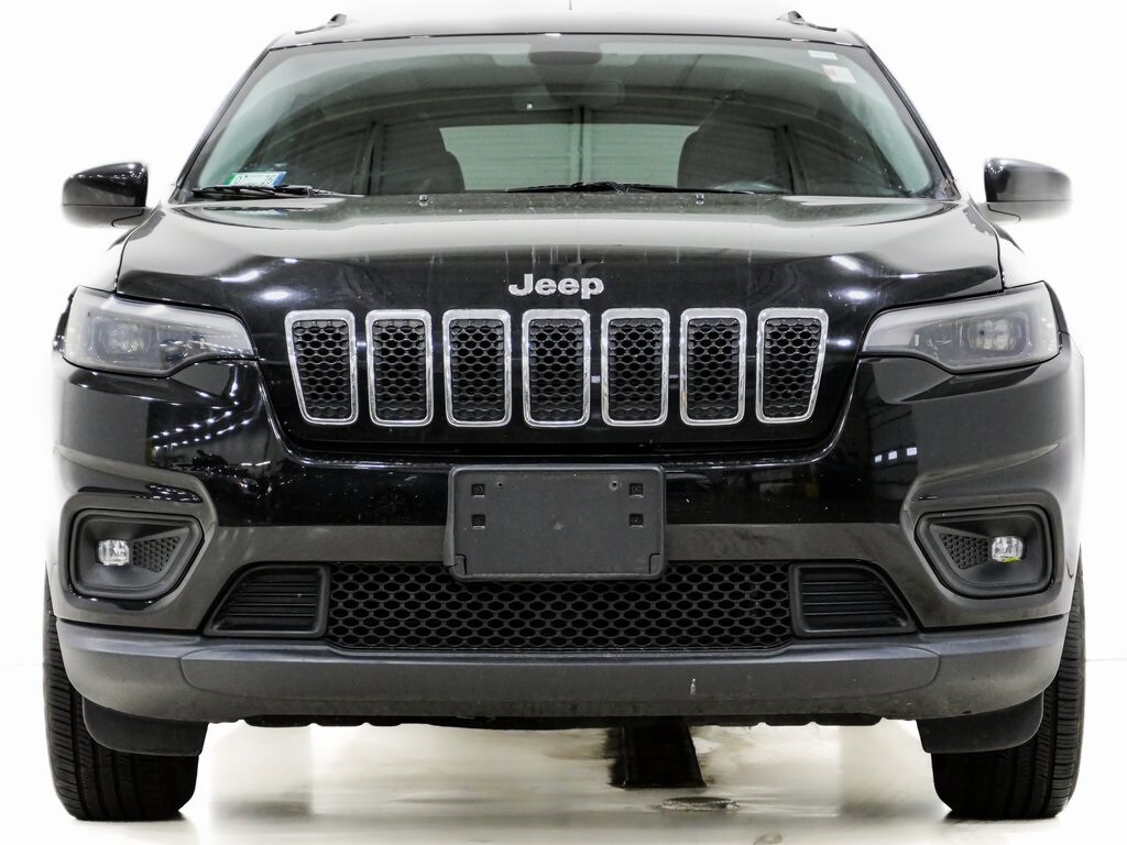2019 Jeep Cherokee Latitude photo 2