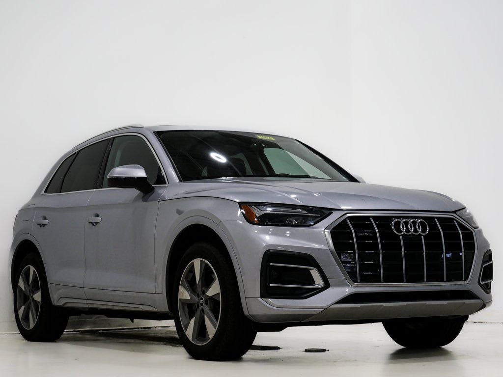 2023 Audi Q5 Premium Plus's photo
