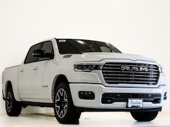 2026 Ram 1500 LARAMIE CREW CAB 4X4 5'7 BOX Pickup