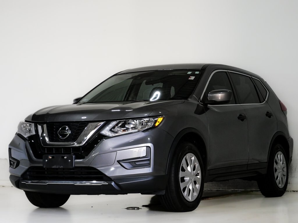 2020 Nissan Rogue S photo 3
