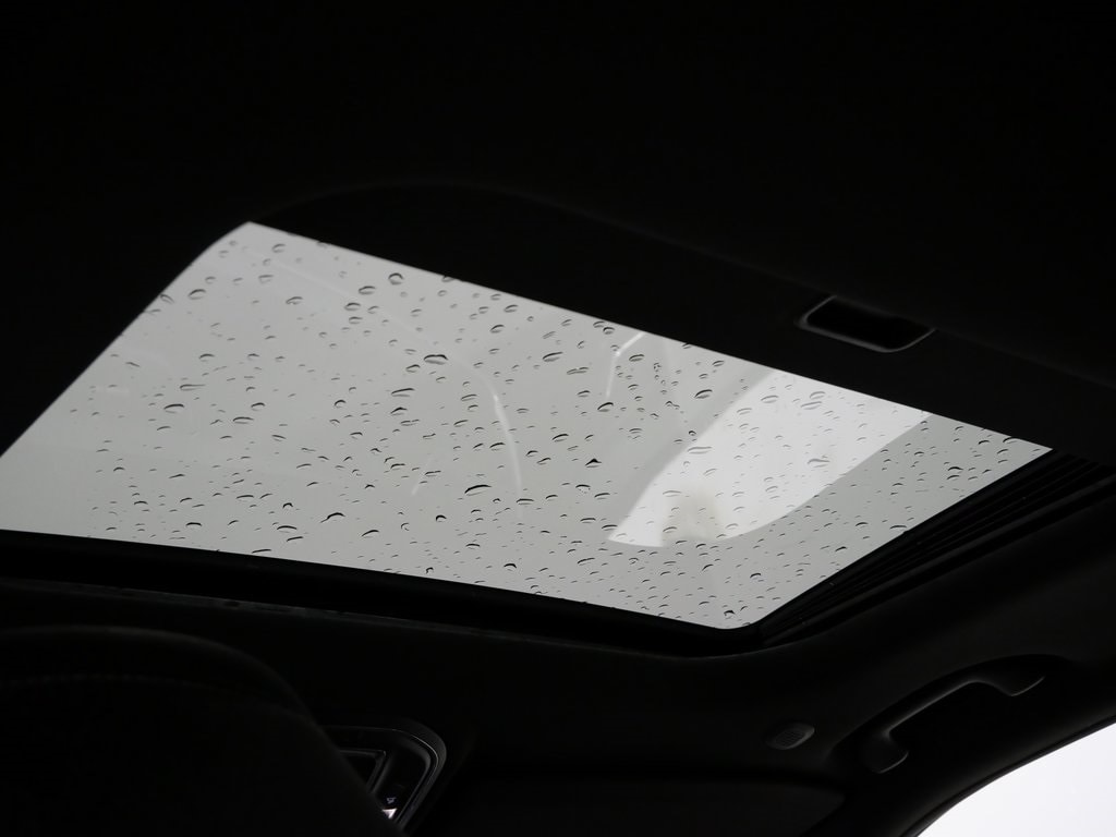 New 2025 Jeep Grand Cherokee LAREDO X 4X4 Sport Utility