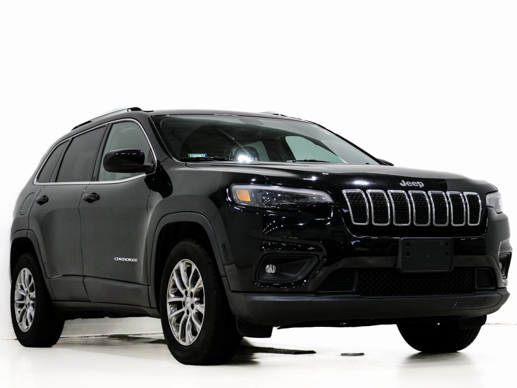 2019 Jeep Cherokee Latitude Plus's photo