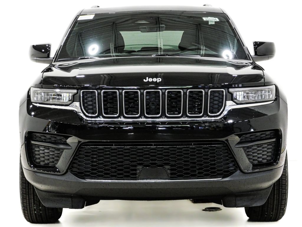 New 2026 Jeep Grand Cherokee LAREDO X 4X4 Sport Utility