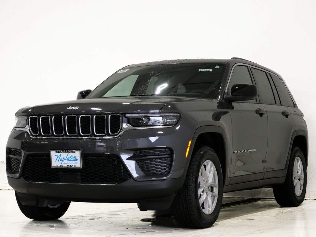 New 2025 Jeep Grand Cherokee LAREDO X 4X4 Sport Utility