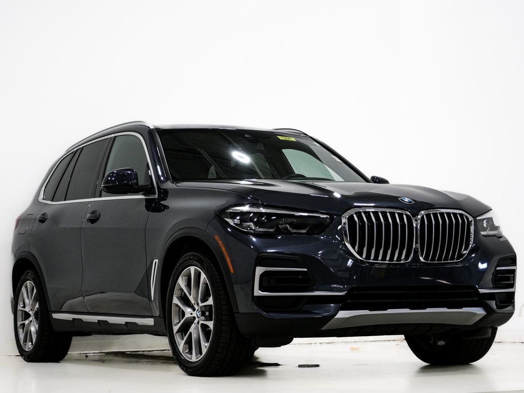 2022 BMW X5 40i's photo