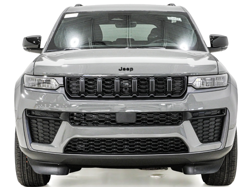 New 2027 Jeep Grand Cherokee 2 Row LAREDO 4X4 Sport Utility