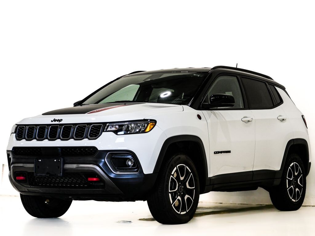 Used 2025 Jeep Compass Trailhawk SUV