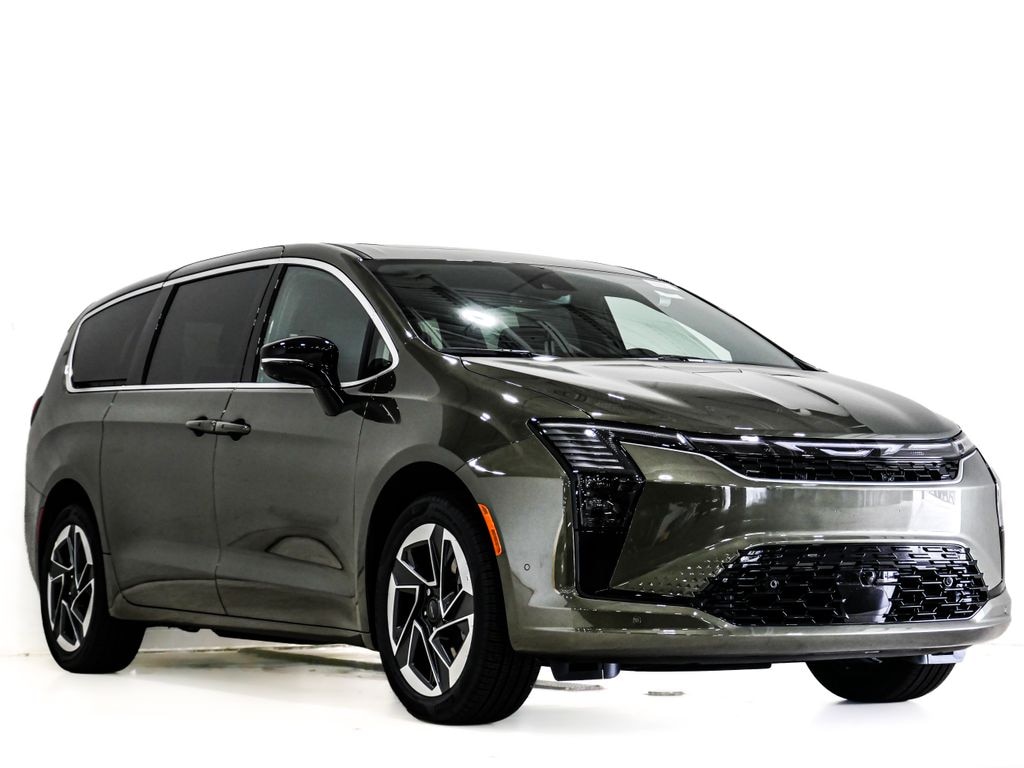 New 2027 Chrysler Pacifica LIMITED AWD Passenger Van