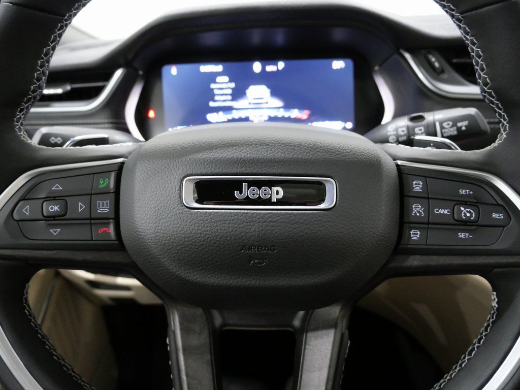 2025 Jeep Grand Cherokee Limited - Photo 17