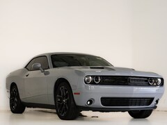 2022 Dodge Challenger SXT Coupe