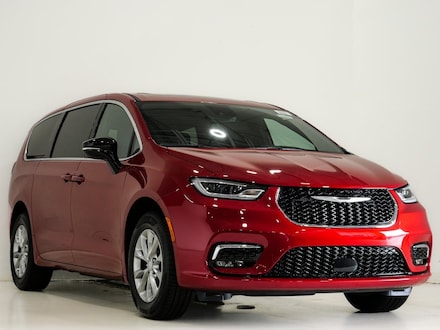 2026 Chrysler Pacifica SELECT AWD Passenger Van