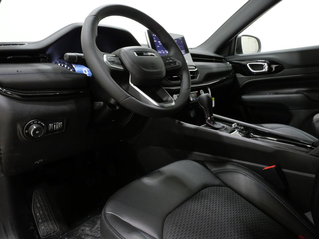 2026 Jeep Compass Latitude Altitude - Photo 11