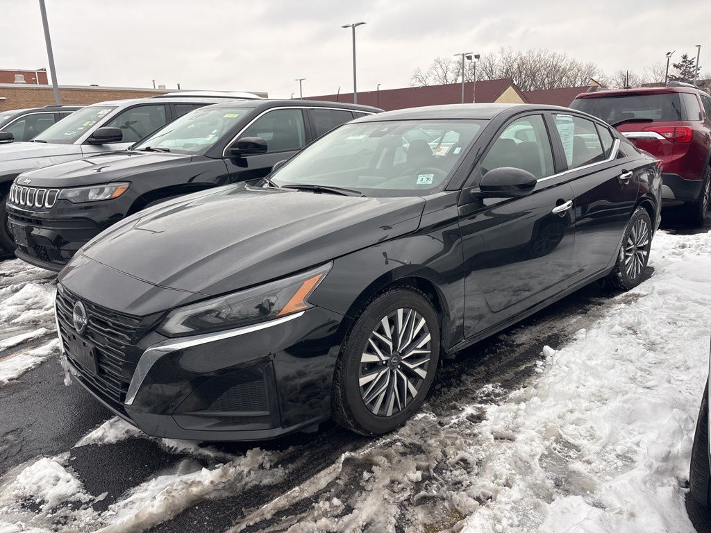 2023 Nissan Altima SV