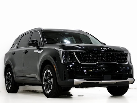 2024 Kia Sorento S SUV
