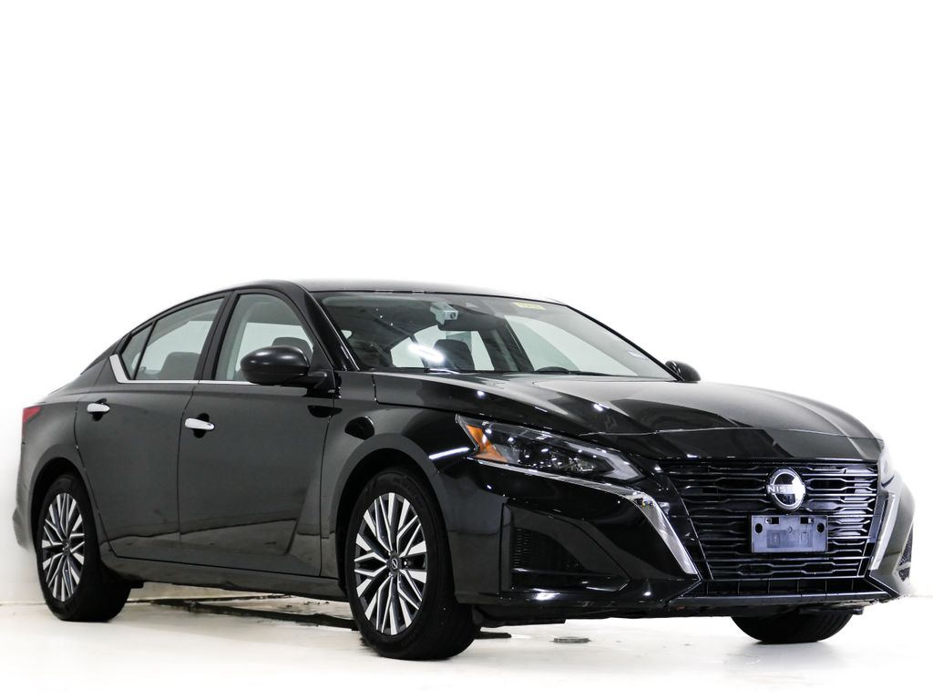 2025 Nissan Altima