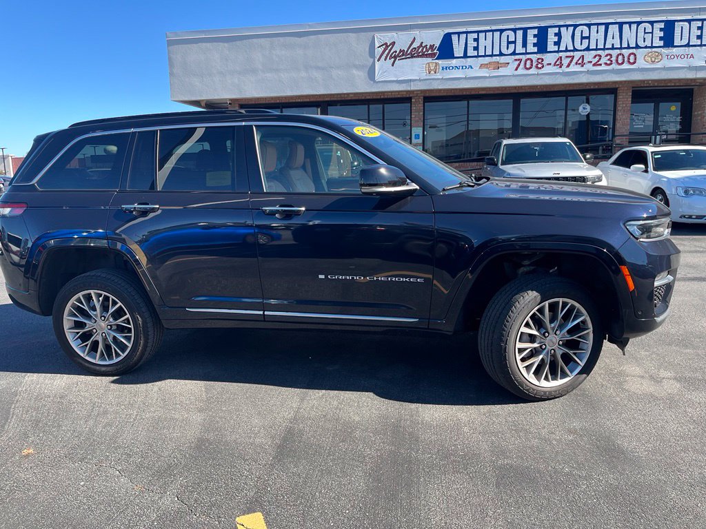 Used 2023 Jeep Grand Cherokee Limited SUV