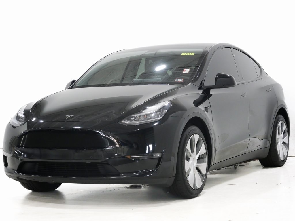 Used 2021 Tesla Model Y Long Range with VIN 5YJYGDEE3MF152713 for sale in Lansing, IL
