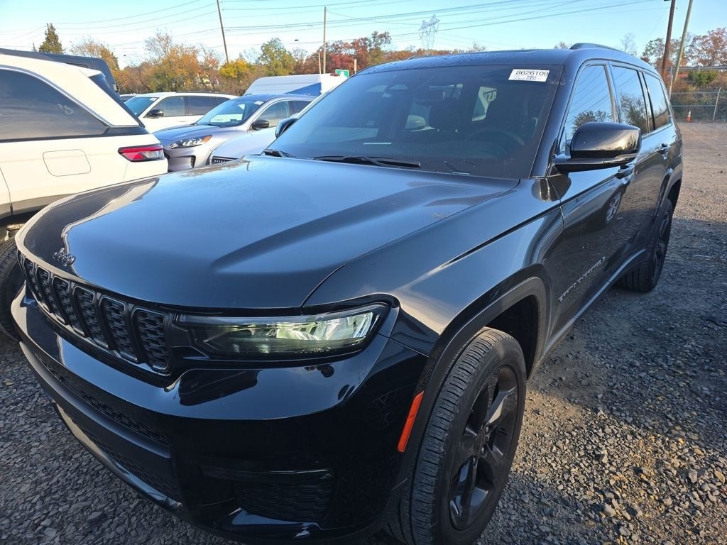 2023 Jeep Grand Cherokee L Limited's photo