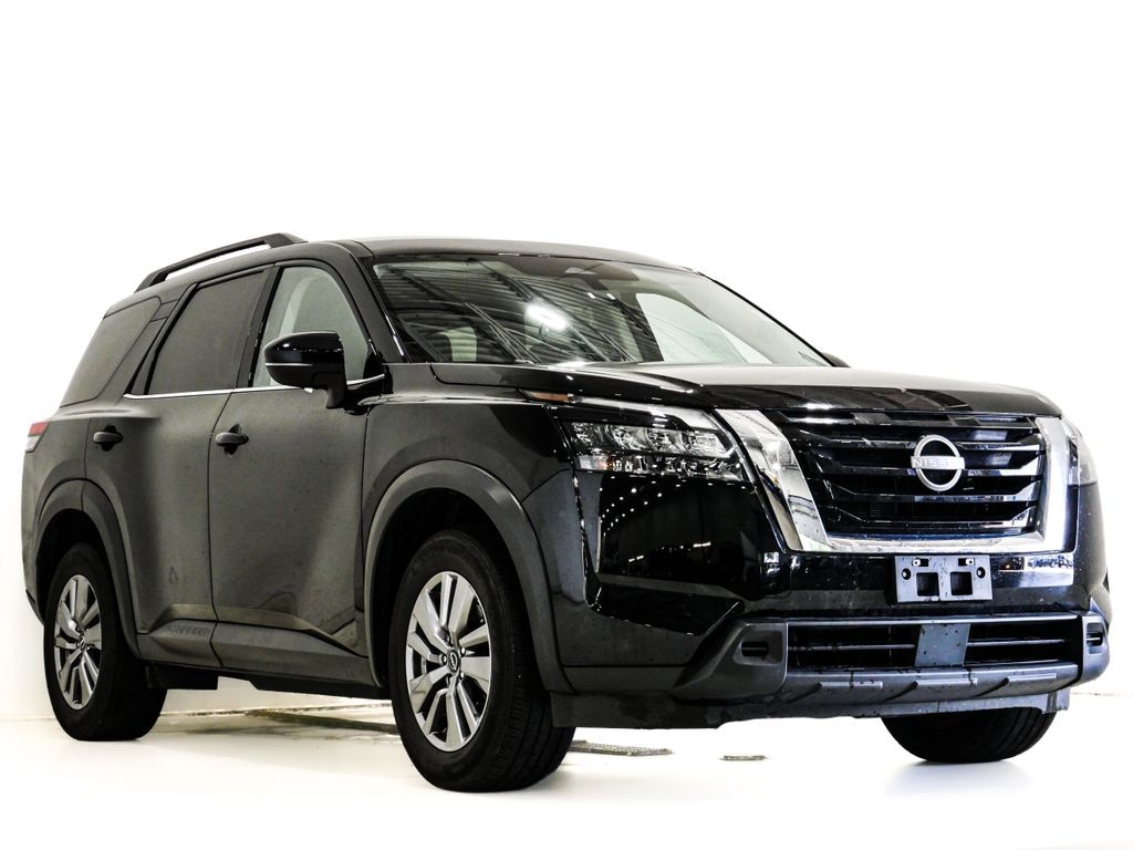Used 2025 Nissan Pathfinder SV SUV
