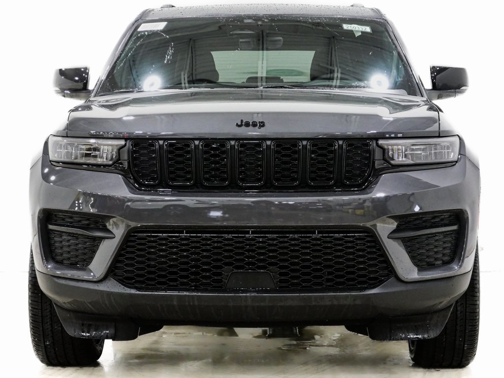 New 2025 Jeep Grand Cherokee ALTITUDE X 4X4 Sport Utility