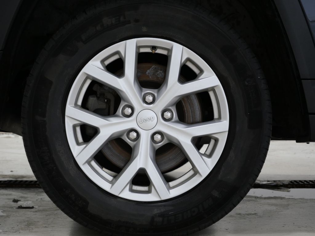 Photo 9