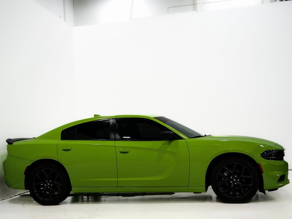 2023 Dodge Charger SXT photo 4