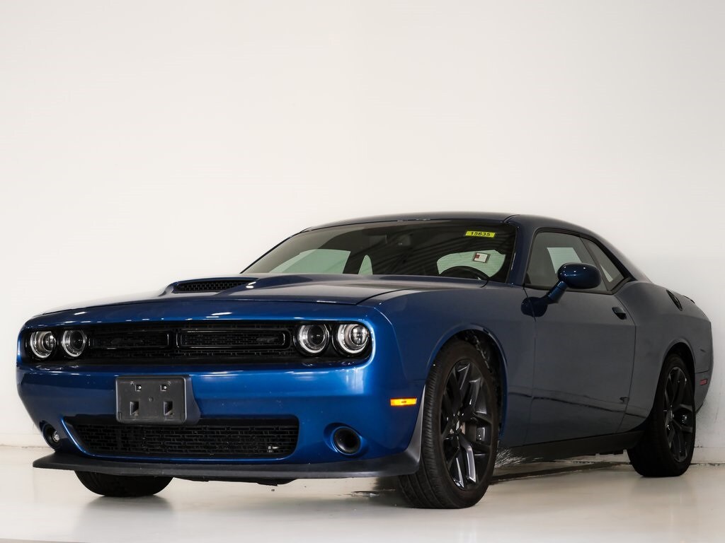 2022 Dodge Challenger GT Plus photo 3