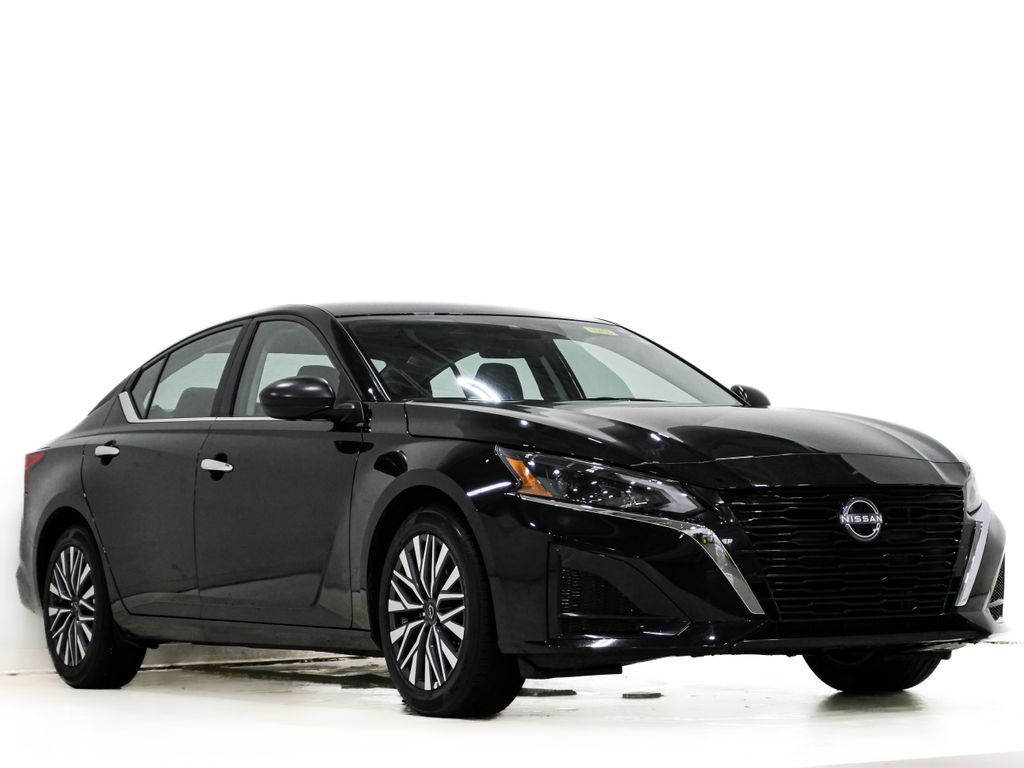 2025 Nissan Altima