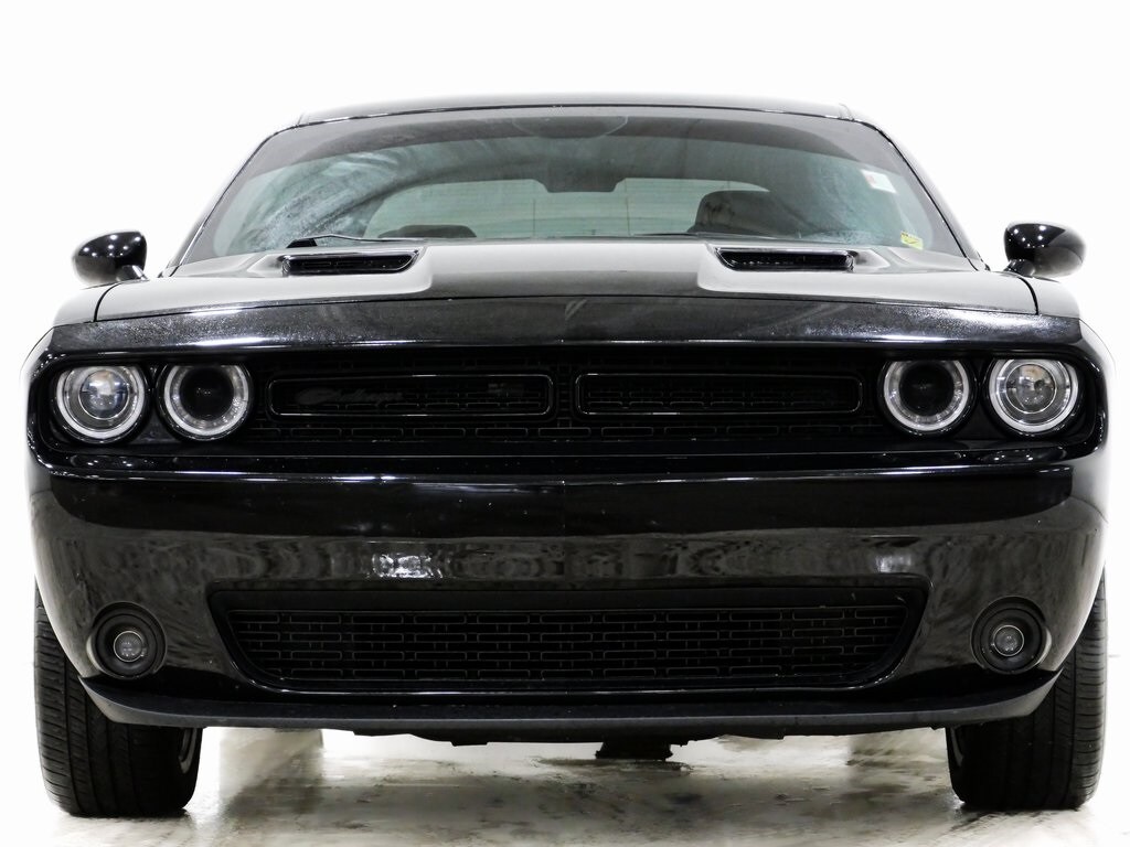 Used 2021 Dodge Challenger SXT Coupe