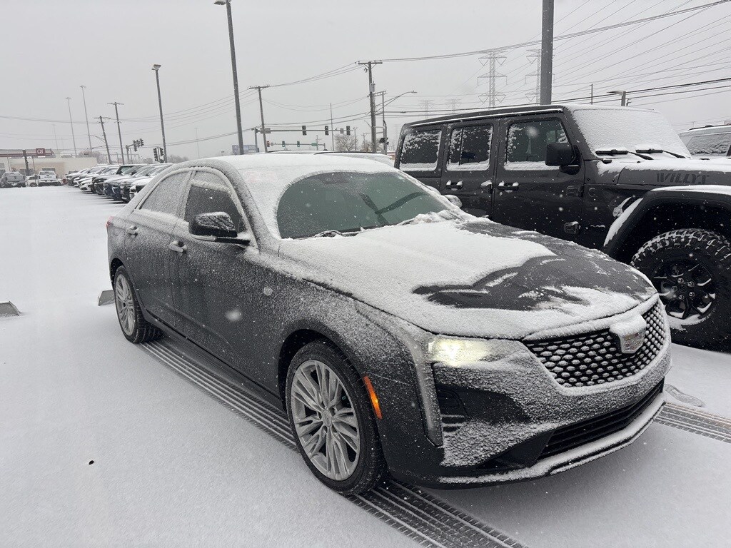 2023 Cadillac CT4 Premium Luxury photo 3