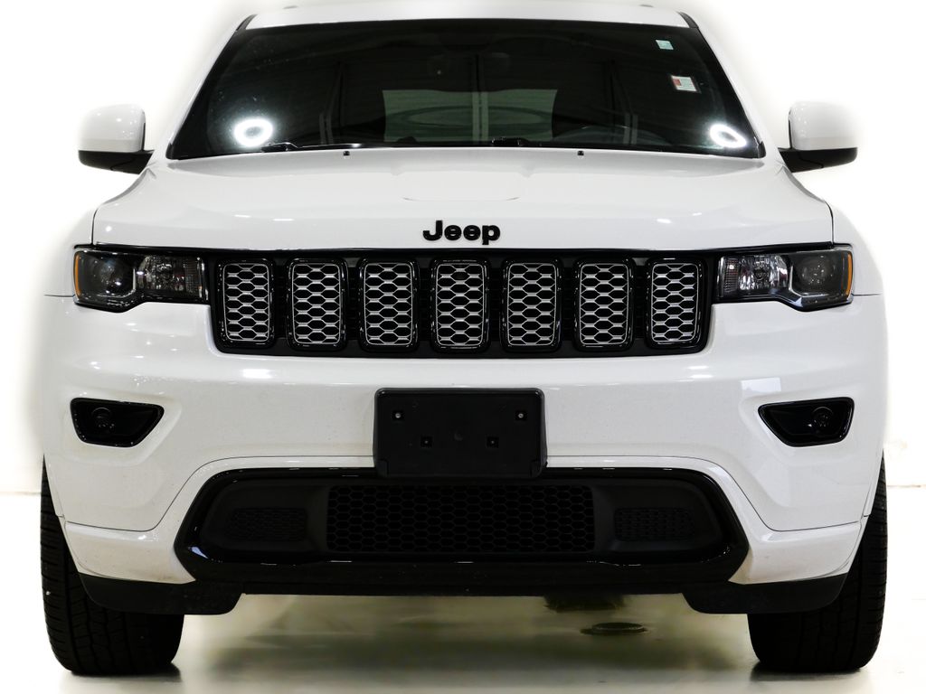 Used 2018 Jeep Grand Cherokee Altitude with VIN 1C4RJFAG5JC121934 for sale in Lansing, IL