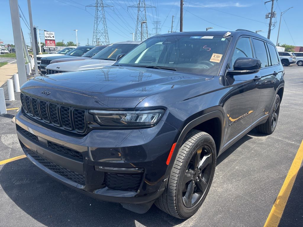 2023 Jeep Grand Cherokee L Limited 4x4's photo