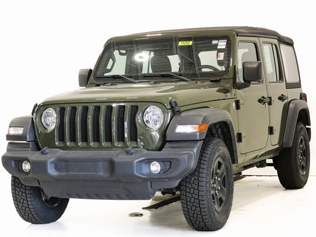 2021 Jeep Wrangler Unlimited Sport photo 3