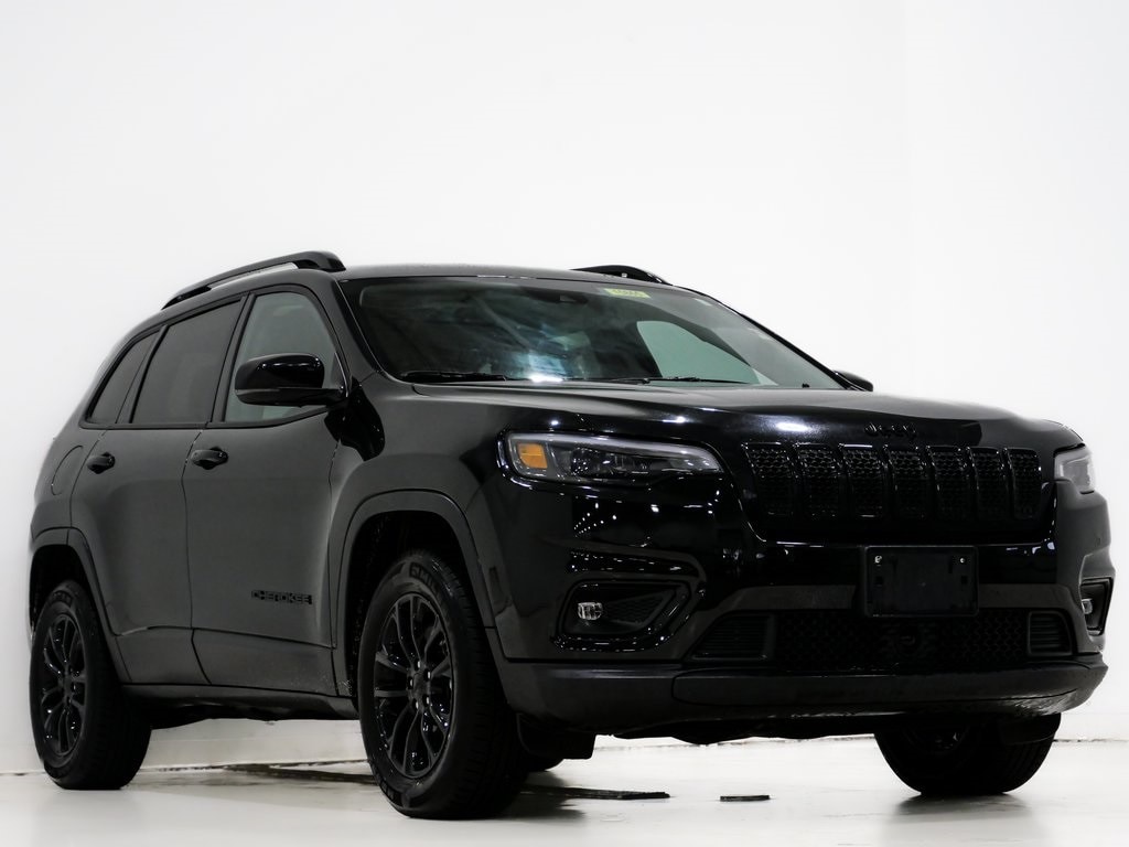 2023 Jeep Cherokee Altitude Lux's photo