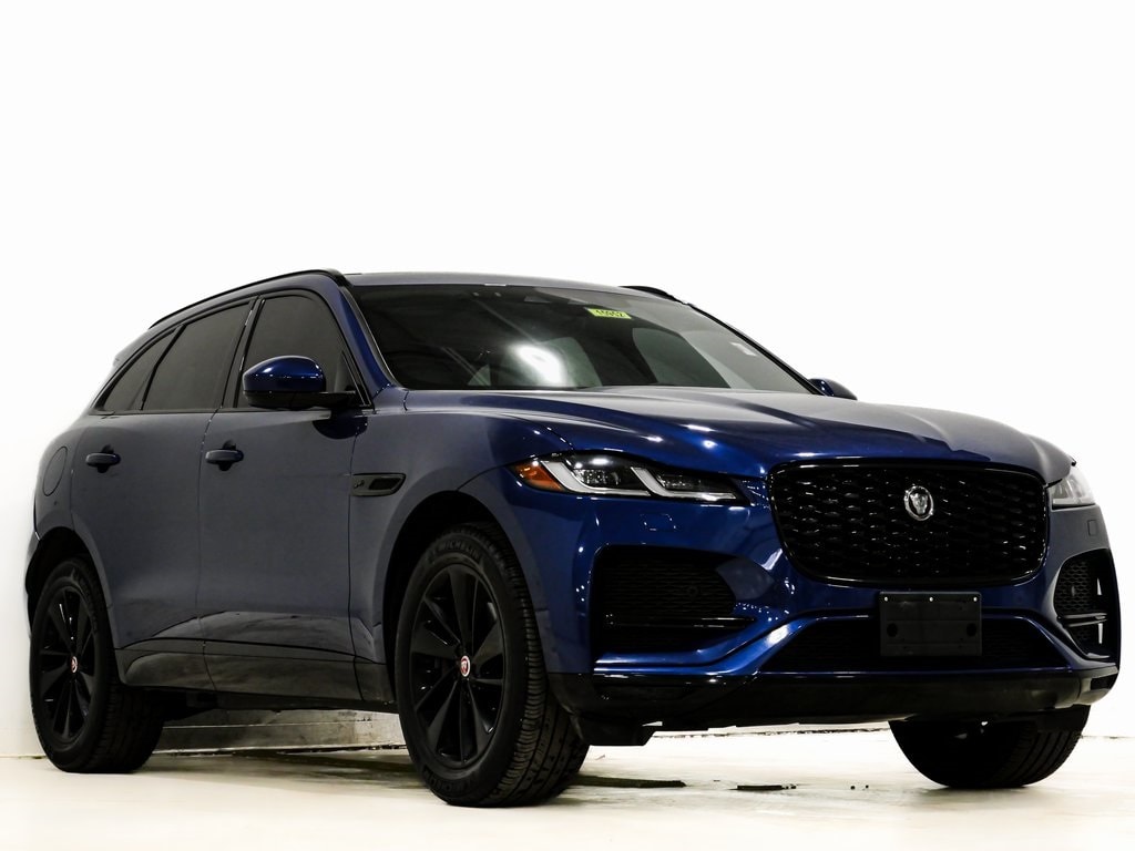 2022 Jaguar F-Pace S's photo