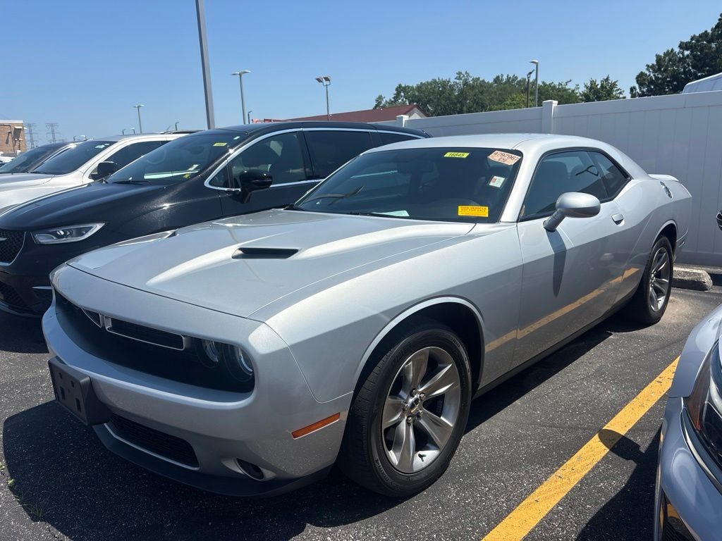Used 2019 Dodge Challenger SXT Coupe