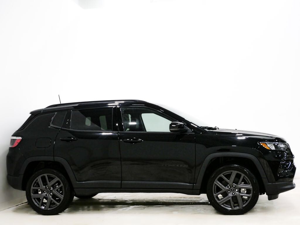 New 2026 Jeep Compass LIMITED ALTITUDE 4X4 Sport Utility