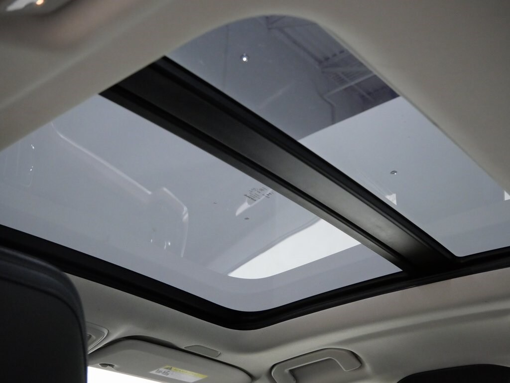 2024 Volvo S60 B5 Plus photo 4