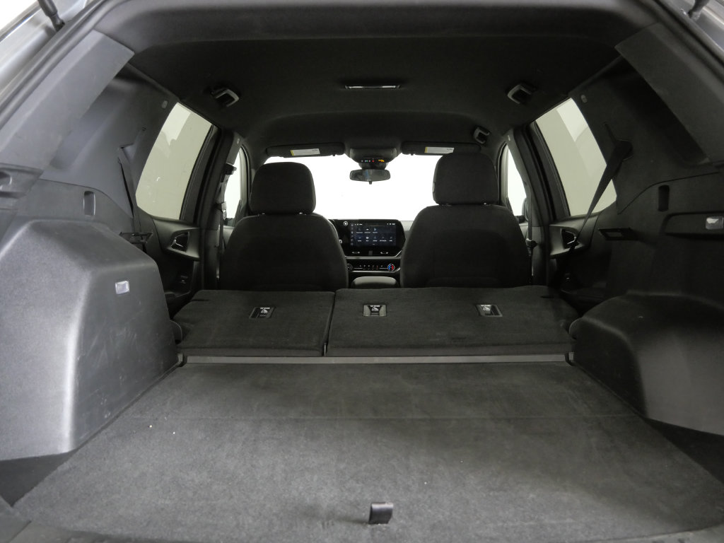 2025 Chevrolet Equinox LT - Photo 25
