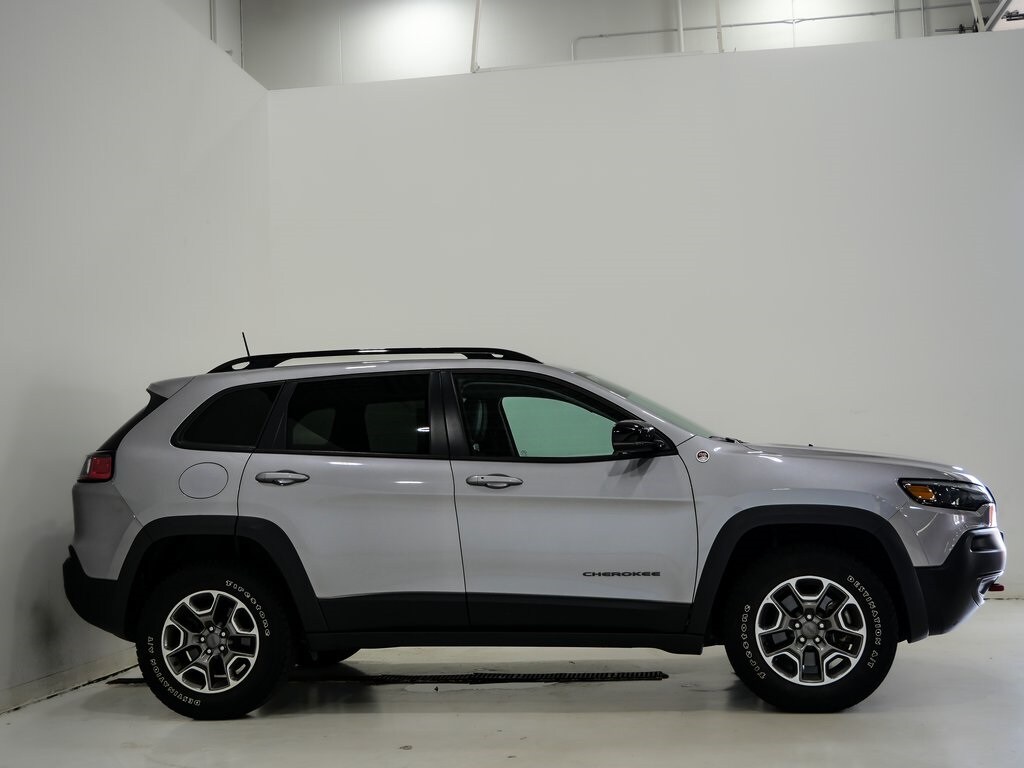 2022 Jeep Cherokee Trailhawk photo 4