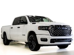 2026 Ram 1500 BIG HORN CREW CAB 4X4 6'4 BOX Pickup