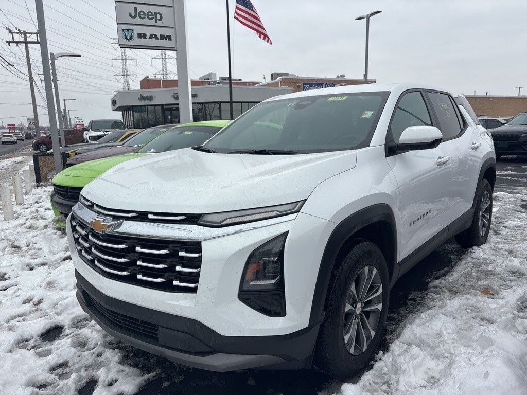 Used 2025 Chevrolet Equinox LT SUV