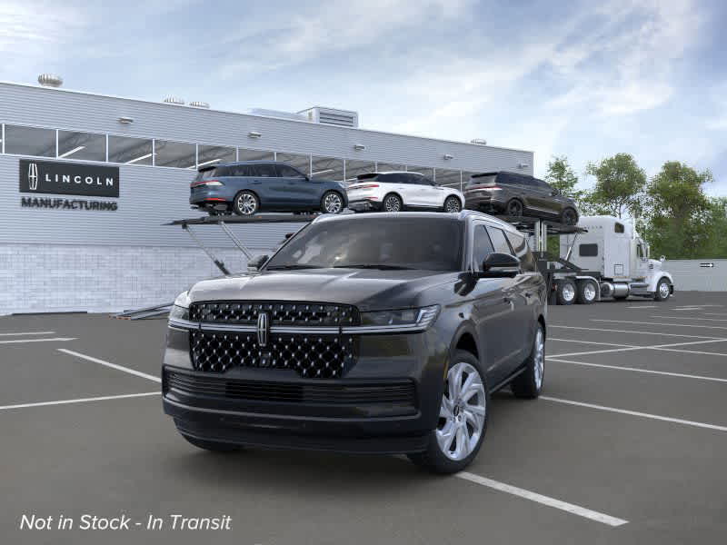 2025 Lincoln Navigator Black Label photo 2