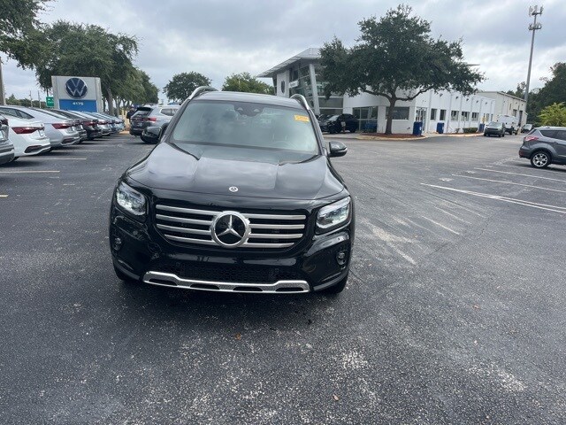 2024 Mercedes Benz GLB 250 photo 3