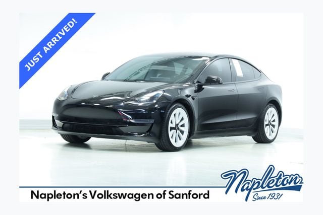 2021 Tesla Model 3 Base's photo